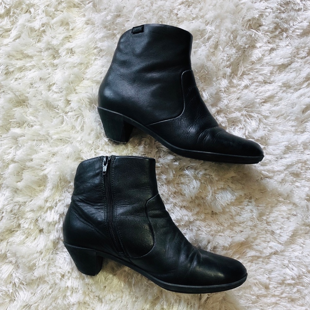 Camper leather booties